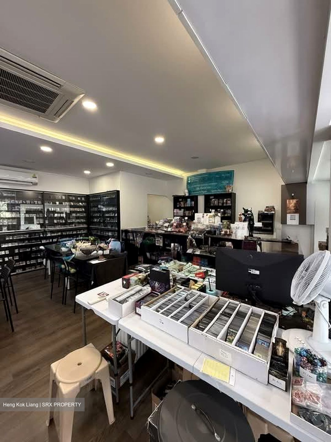 Hong Lim Complex (D1), Retail #528450501